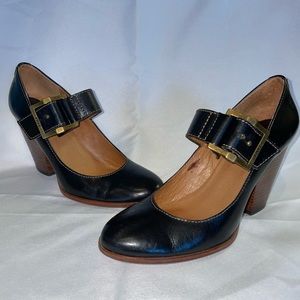 Frye Andrea Mary Jane in black. Size 8. Leather. Large accent buckle.